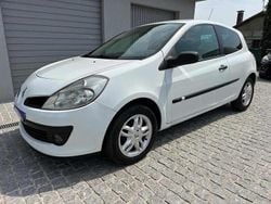 Branco Usado 2008 Renault Clio II Dynamique Citadino | € 3.950 (Bom preço)