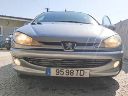 Usado 2002 Peugeot 206 Sedan | € 1.850 (Preço justo)