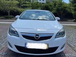 Usado 2010 Opel Astra Sedan | € 6.500 (Preço justo)