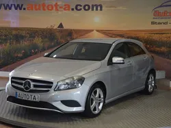 Cinza Usado 2013 Mercedes A180 Urban | € 14.250