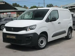 Branco Usado 2020 Peugeot Partner Premium Monovolume | € 11.000 (Preço justo)
