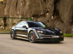 Preto Usado 2023 Porsche Taycan Sedan | € 87.500 (Preço justo)