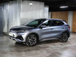 Cinzento Usado 2023 BYD Atto 3 SUV | € 27.990 (Preço justo)