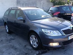 Cinza Usado 2009 Skoda Octavia SportLine | € 8.850