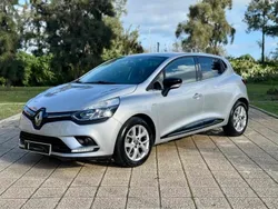 Cinza Usado 2019 Renault Clio IV LIMITED | € 12.900 (Preço justo)