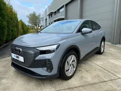 Cinza Usado 2022 Audi Q4 e-tron SUV | € 30.750 (Preço justo)