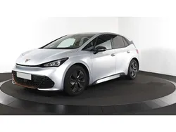 Cinzento Usado 2022 Cupra Born Citadino | € 23.450 (Preço justo)