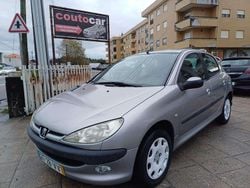 Cinzento Usado 2003 Peugeot 206 | € 2.699 (Preço elevado)