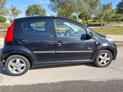 Preto Usado 2010 Peugeot 107 Citadino | € 4.250 (Bom preço)