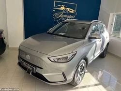 Cinza Usado 2022 MG ZS Comfort SUV | € 20.900 (Bom preço)