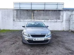 Cinza Usado 2014 Peugeot 308 Style | € 9.900 (Preço elevado)