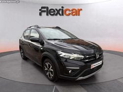Preto Usado 2022 Dacia Sandero Comfort Sedan | € 14.780 (Preço justo)