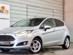 Cinzento Usado 2014 Ford Fiesta Titanium Citadino | € 9.900 (Preço elevado)