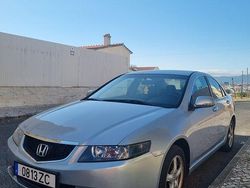 Usado 2004 Honda Accord Sedan | € 5.800