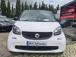 Branco Usado 2018 Smart ForTwo Electric Drive Passion Coupé | € 9.500 (Bom preço)