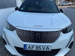 Branco Usado 2021 Peugeot e-2008 GT SUV | € 21.125 (Bom preço)