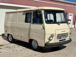 Branco Usado 1980 Peugeot J7 | € 2.990