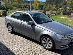 Cinzento Usado 2013 Mercedes C180 Sedan | € 17.500 (Preço justo)