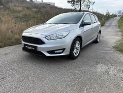 Cinzento Usado 2015 Ford Focus Active Carrinha | € 7.990 (Bom preço)