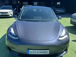 Cinzento Usado 2020 Tesla Model 3 Sedan | € 22.300 (Bom preço)