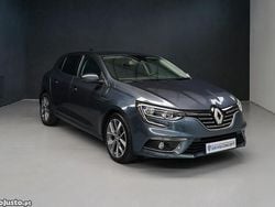 Cinza Usado 2017 Renault Mégane IV Bose Edition Citadino | € 12.990 (Bom preço)