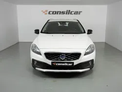 Branco Usado 2015 Volvo V40 Momentum Carrinha | € 15.890 (Preço elevado)