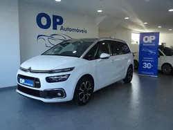 Branco Usado 2019 Citroën C4 Feel Monovolume | € 19.750 (Preço elevado)