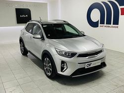 Cinza Usado 2024 Kia Stonic SUV | € 19.999 (Preço elevado)