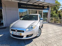 Cinza Usado 2009 Fiat Bravo Citadino | € 7.500 (Caro)