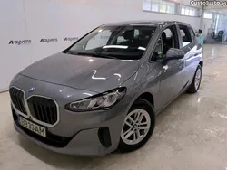 Cinza Usado 2023 BMW 225 Active Tourer Monovolume | € 35.500 (Bom preço)