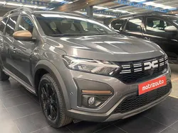 Cinzento Usado 2024 Dacia Jogger Extreme | € 21.499 (Preço justo)
