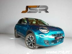 Verde Usado 2025 Fiat 600 | € 25.490 (Preço elevado)