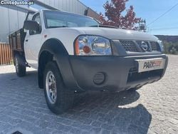 Branco Usado 2011 Nissan Navara Pickup | € 19.400 (Preço justo)