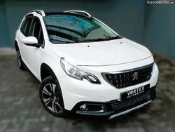 Branco Usado 2018 Peugeot 2008 Allure SUV | € 11.250 (Bom preço)