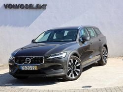 Cinzento Usado 2020 Volvo V60 CC Carrinha | € 29.800