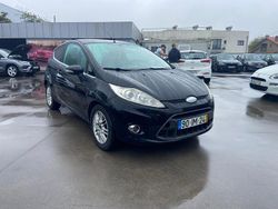 Preto Usado 2009 Ford Fiesta Titanium Citadino | € 5.500 (Preço justo)