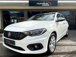 Branco Usado 2019 Fiat Tipo Lounge Sedan | € 17.950