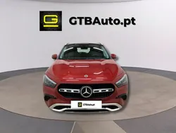 Vermelho Usado 2023 Mercedes GLA250 SUV | € 45.900
