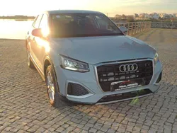 Cinzento Usado 2023 Audi Q2 SUV | € 27.990 (Preço justo)