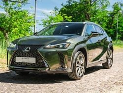 Verde Usado 2024 Lexus UX SUV | € 47.750