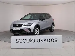 Cinzento médio metalizado Usado 2023 Seat Arona FR SUV | € 17.990 (Bom preço)