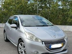Usado 2013 Peugeot 208 Citadino | € 8.990 (Preço elevado)