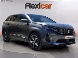 Cinza Usado 2021 Peugeot 5008 Allure Monovolume | € 24.990 (Preço justo)