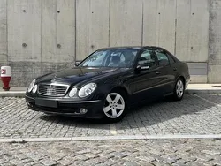 Usado 2003 Mercedes E220 Avantgarde Sedan | € 8.990 (Preço elevado)