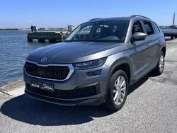 Cinzento Usado 2021 Skoda Kodiaq Active SUV | € 22.500 (Preço justo)