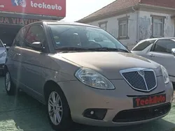 Amarelo Usado 2009 Lancia Ypsilon Citadino | € 7.480