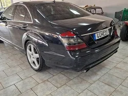 Usado 2008 Mercedes S320 AMG Sedan | € 17.000
