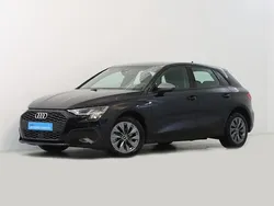 Preto Usado 2023 Audi A3 Sportback e-tron Sedan | € 28.500 (Preço justo)