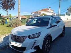 Usado 2021 Peugeot e-2008 Allure SUV | € 19.100 (Preço justo)