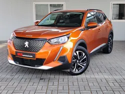 Laranja Usado 2021 Peugeot 2008 Allure SUV | € 17.480 (Preço justo)